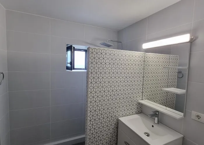 Amie Seaside * Konstanca