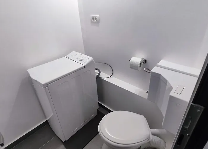 Amie Seaside * Konstanca